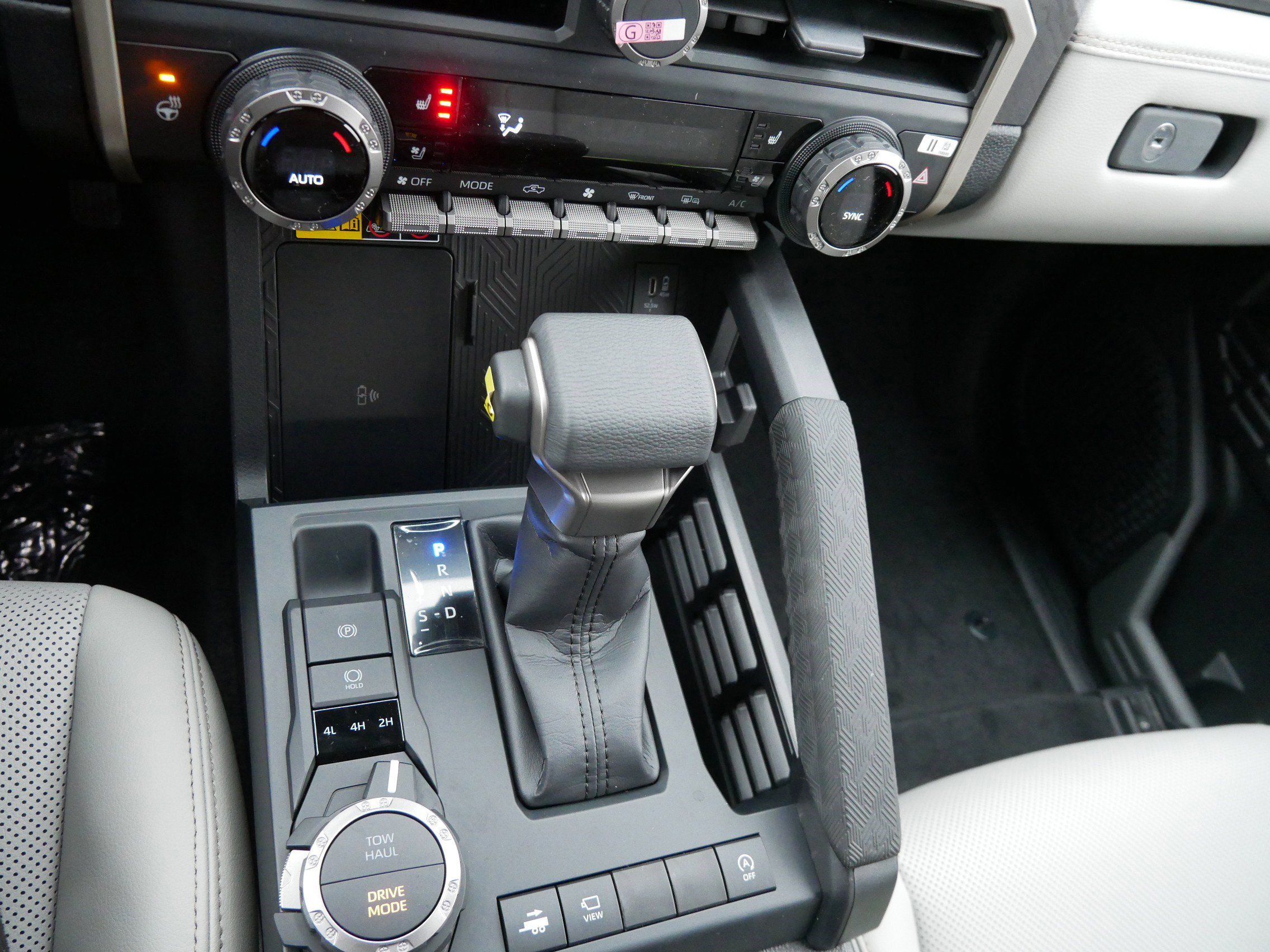 New 2026 Toyota Tacoma Limited image 11