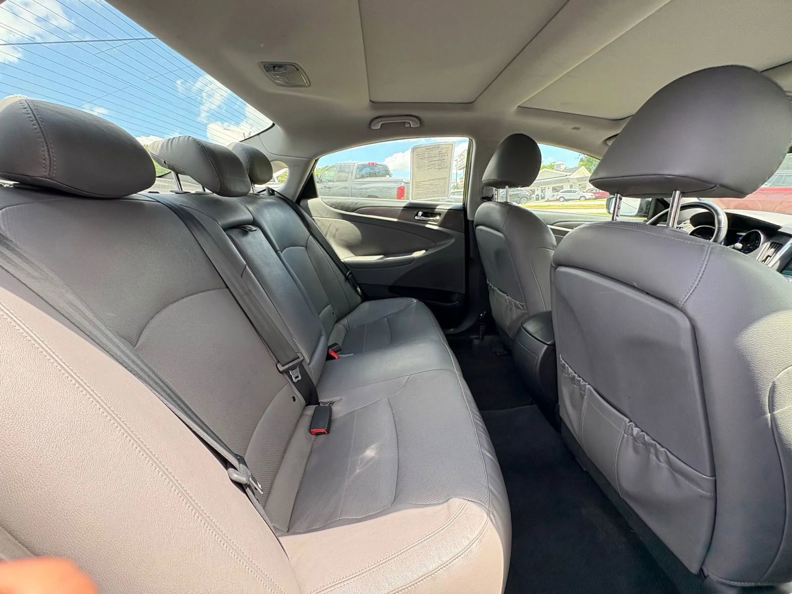 Used 2014 Hyundai Sonata Limited w/ Panoramic Sunroof Package 02 image 17