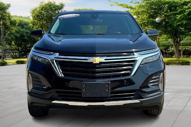 Used 2023 Chevrolet Equinox LT w/ Driver Convenience Package AWD/4WD image 3
