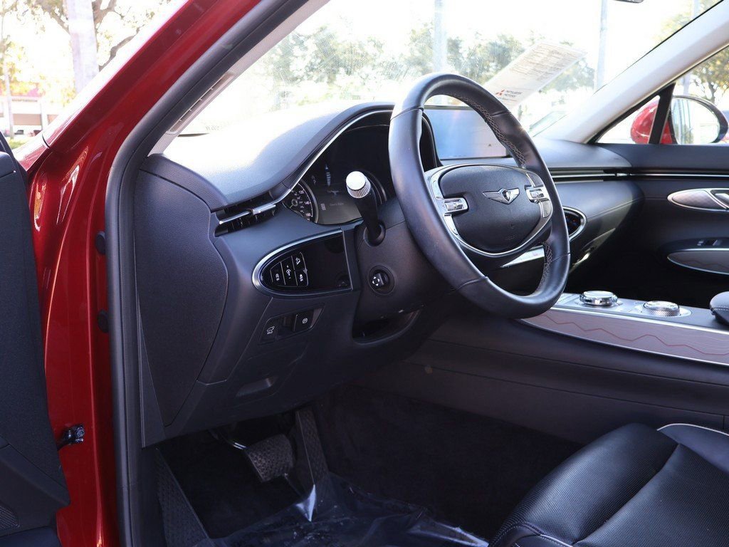 Used 2023 Genesis GV70 2.5T w/ Advanced Package image 31