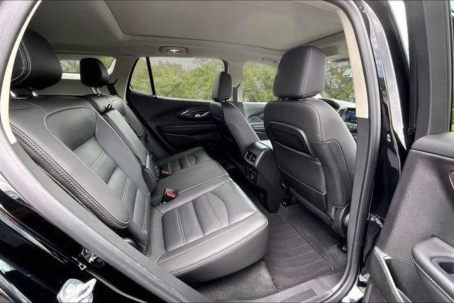 Used 2024 GMC Terrain Denali w/ Denali Premium Package AWD/4WD image 25
