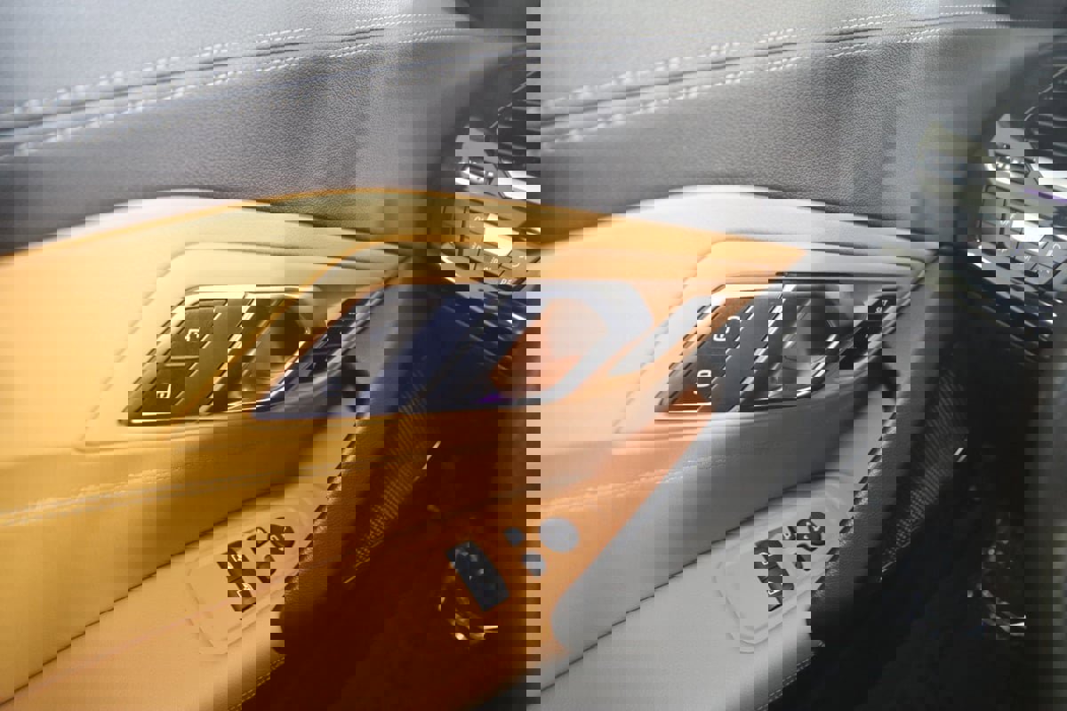 Used 2020 BMW Z4 sDrive30i w/ Convenience Package image 39