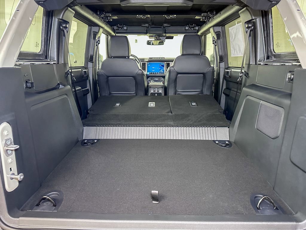 New 2025 Ford Bronco Outer Banks w/ Sasquatch Package image 15