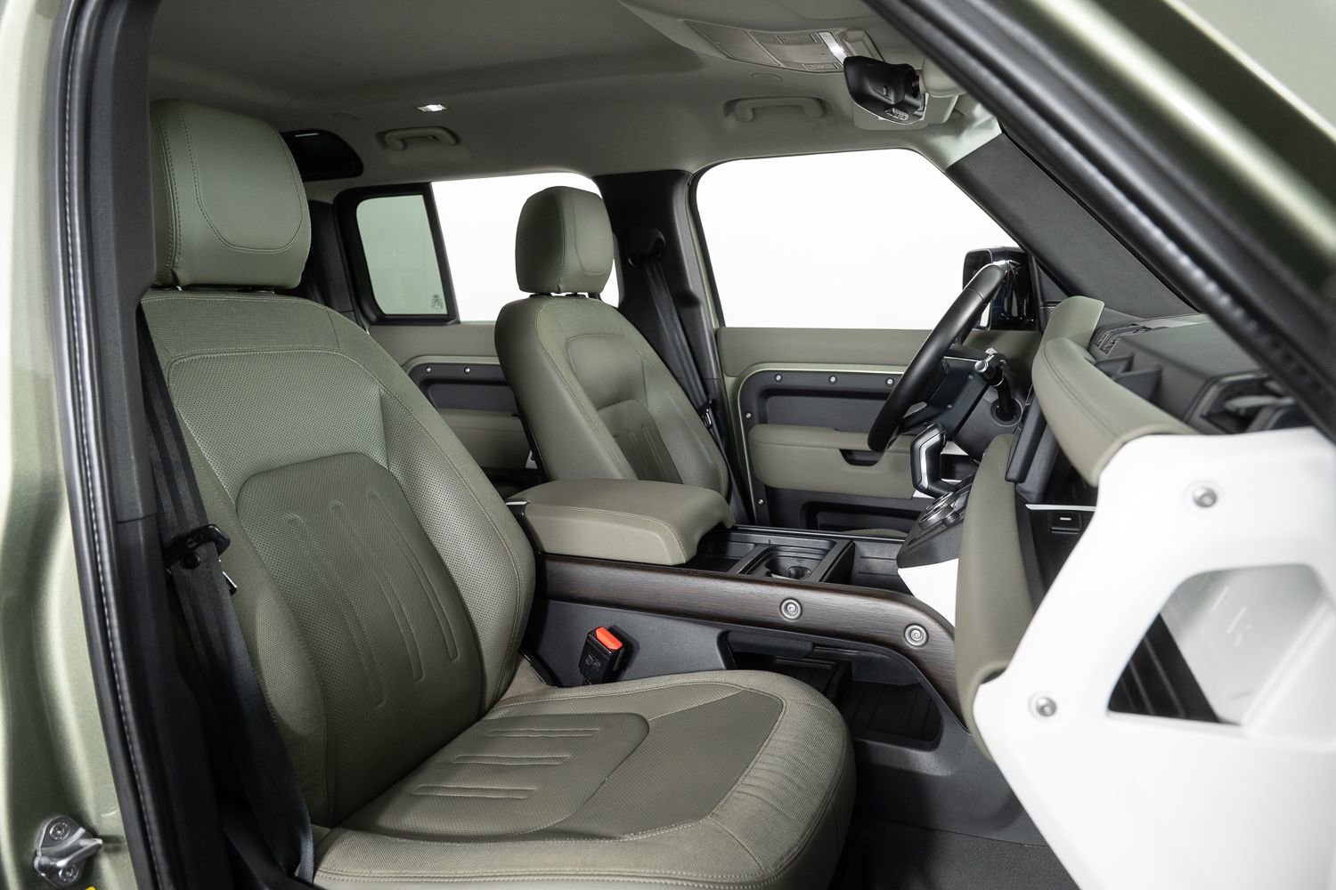 Used 2020 Land Rover Defender 110 S image 27