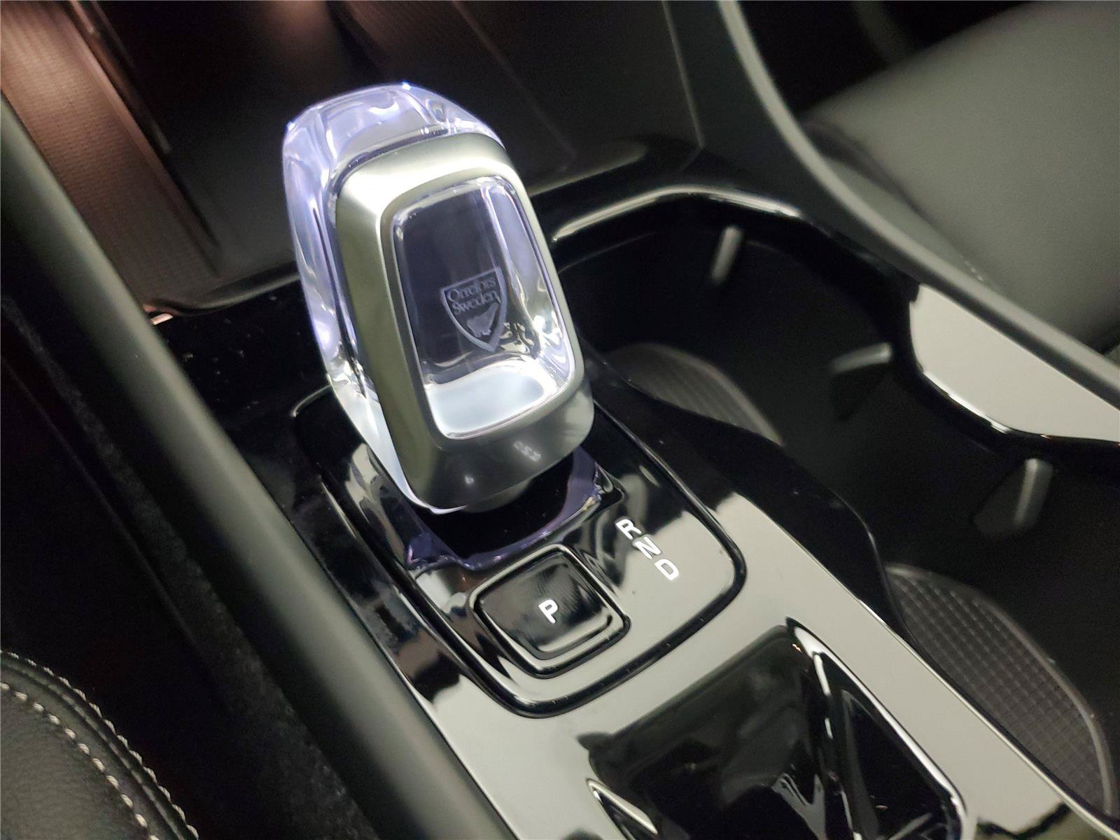 New 2026 Volvo XC40 B5 Plus w/ Climate Package AWD/4WD image 32
