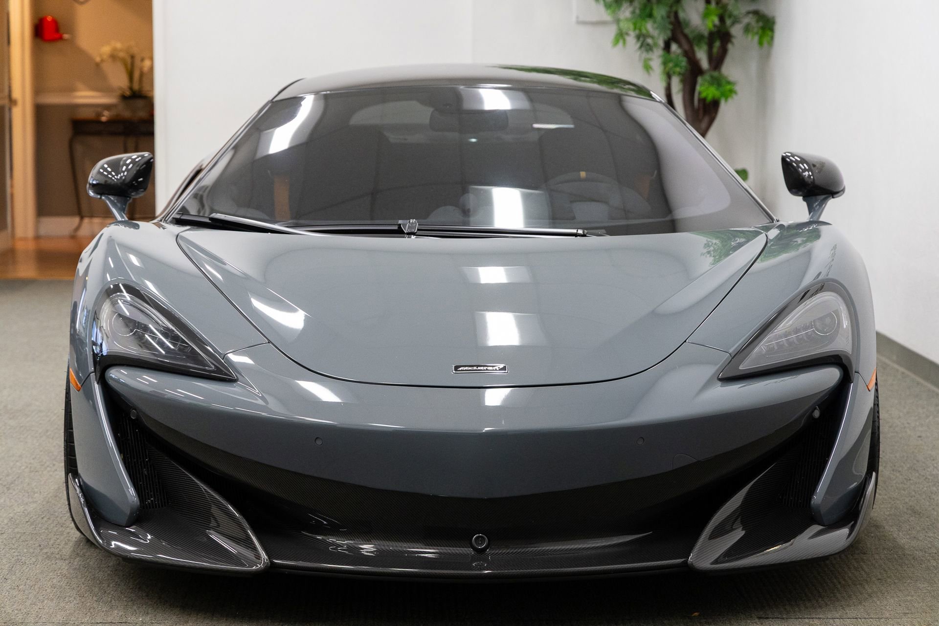 Used 2019 McLaren 600LT image 10