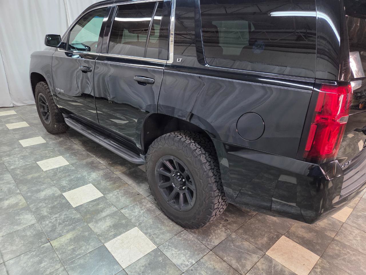 Used 2017 Chevrolet Tahoe LT AWD/4WD image 7