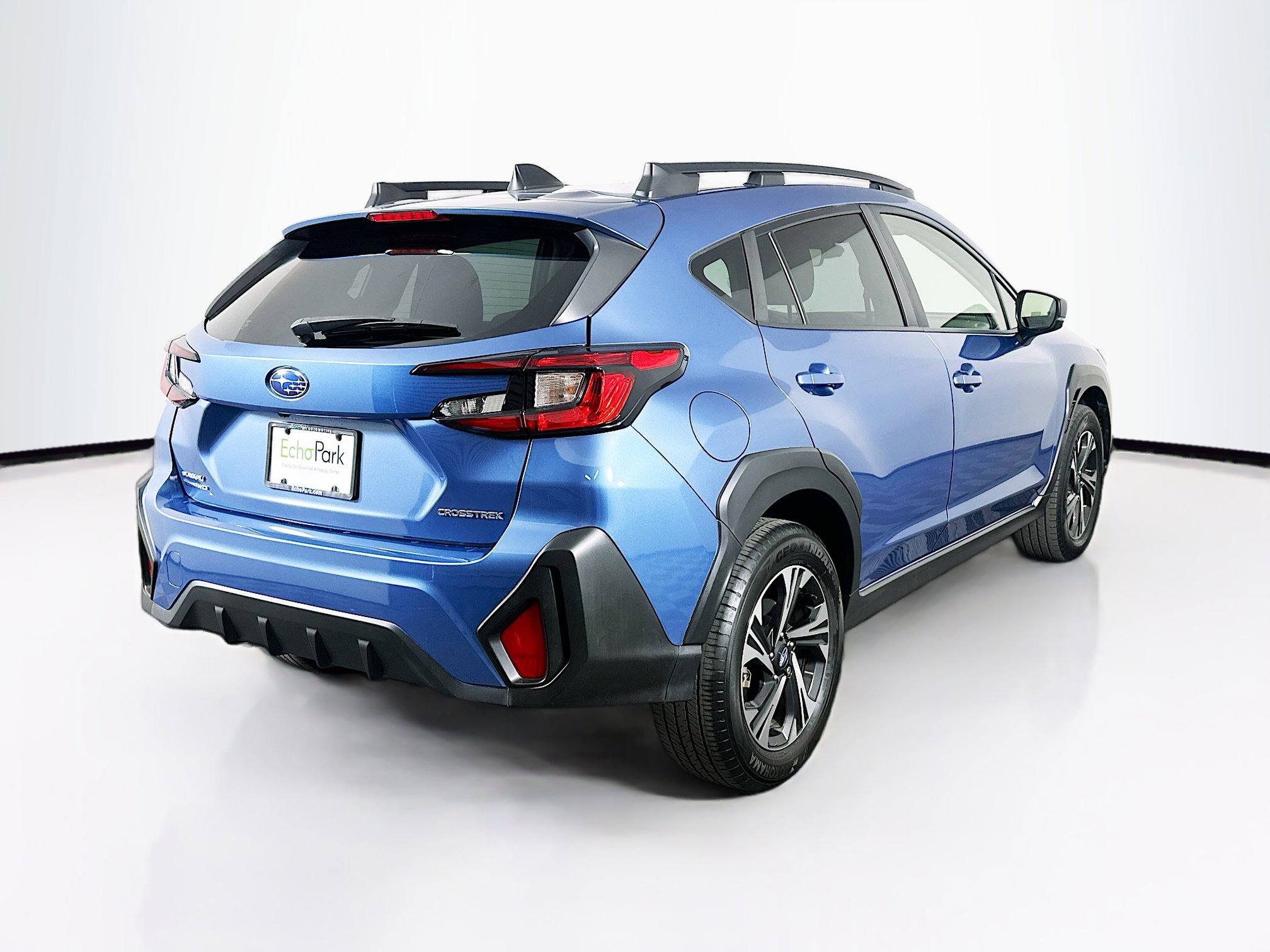 Used 2024 Subaru Crosstrek 2.0i Premium image 9