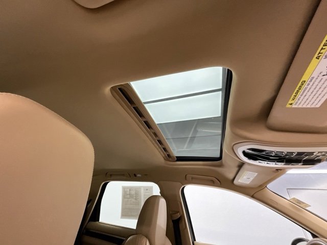 Used 2013 Porsche Cayenne image 7