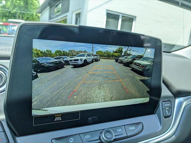 Used 2024 Chevrolet Blazer LT w/ Convenience Package FWD image 23