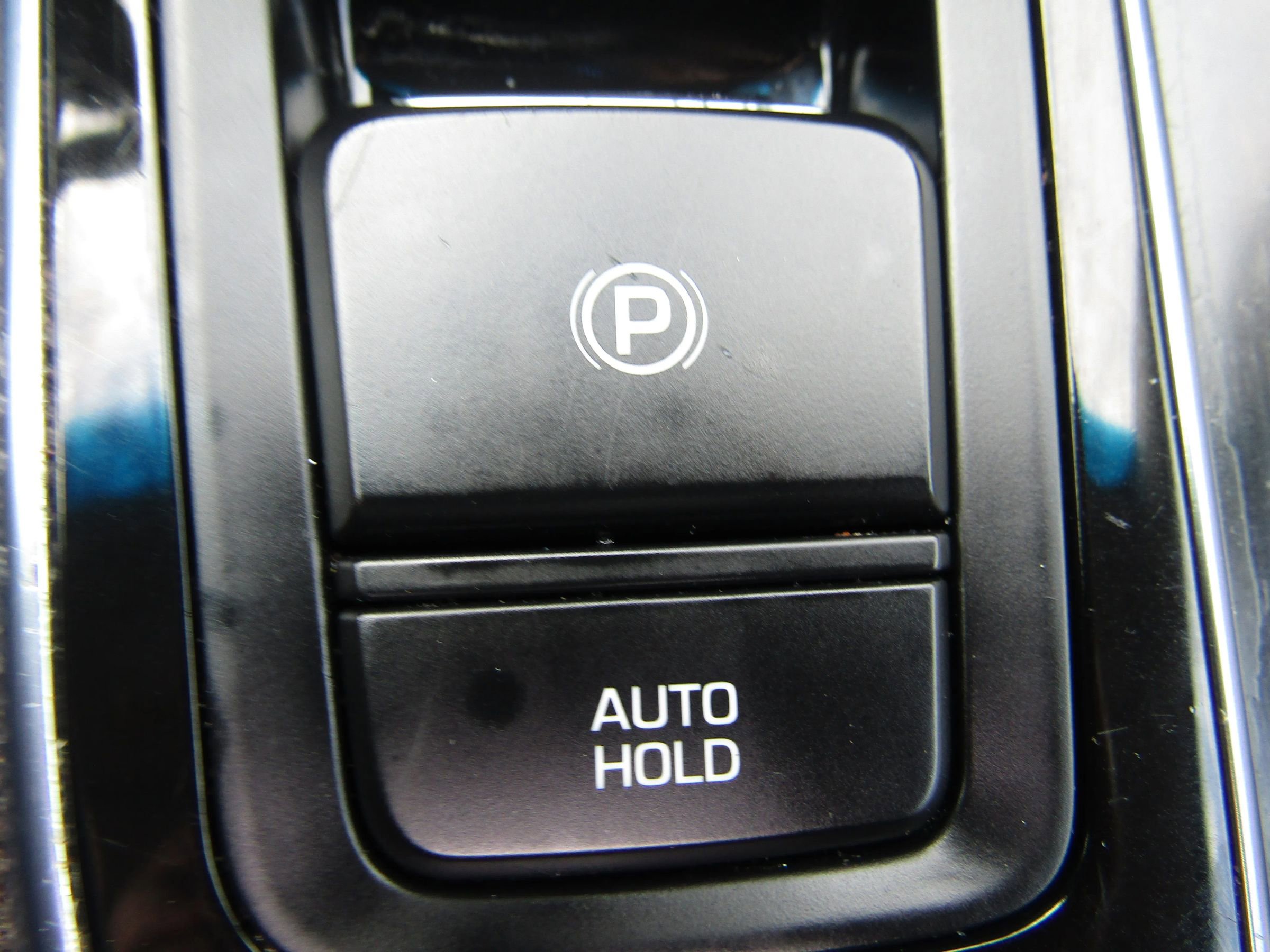 Used 2015 Hyundai Sonata Limited w/ Option Group 06 FWD image 33