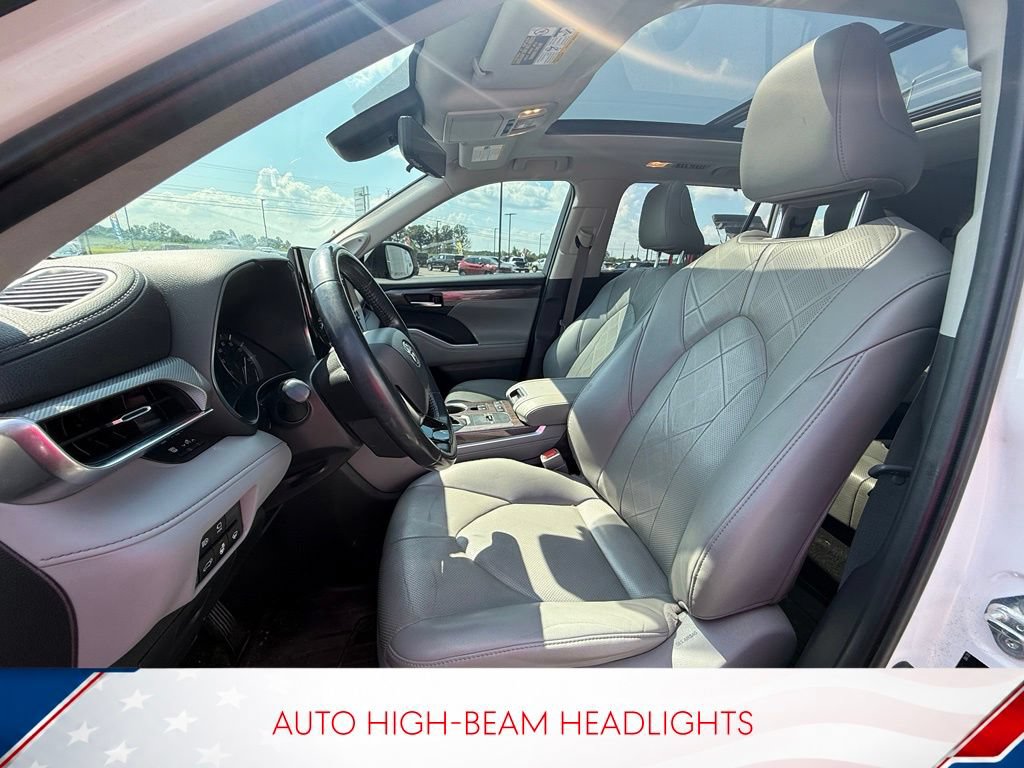 Used 2020 Toyota Highlander Platinum FWD image 10