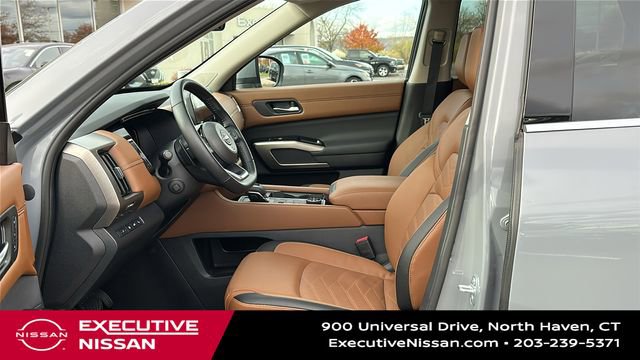 Certified 2025 Nissan Pathfinder Platinum w/ Cargo Package image 9