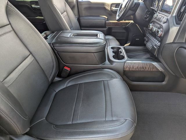 Used 2022 GMC Sierra 2500 Denali w/ Denali Black Diamond Edition AWD/4WD image 11