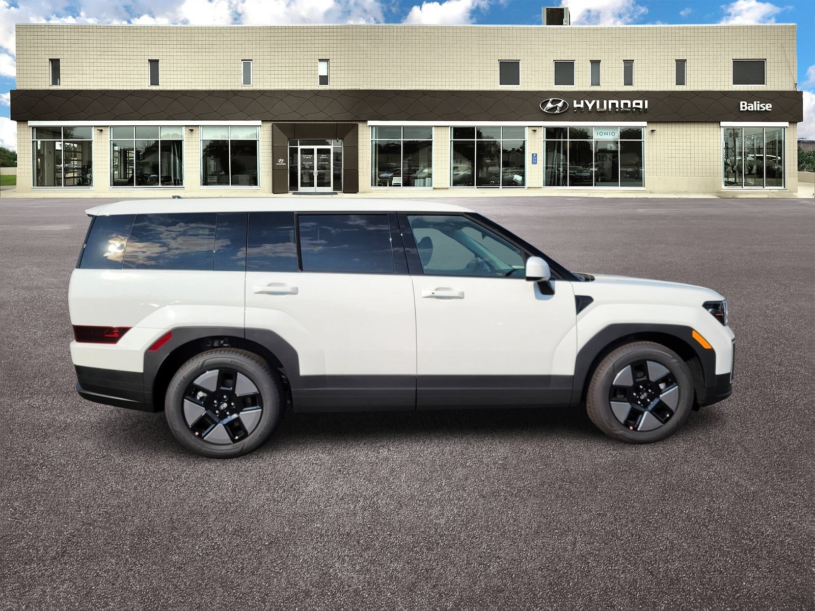 New 2026 Hyundai Santa Fe SE AWD/4WD image 2