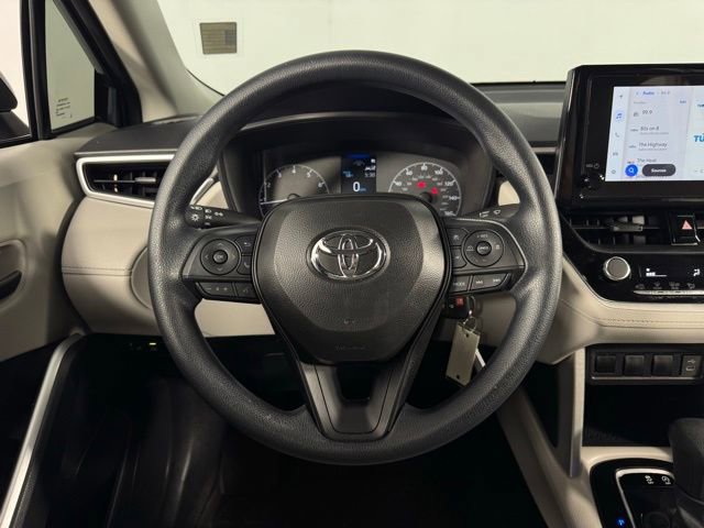 Used 2024 Toyota Corolla Cross L image 20