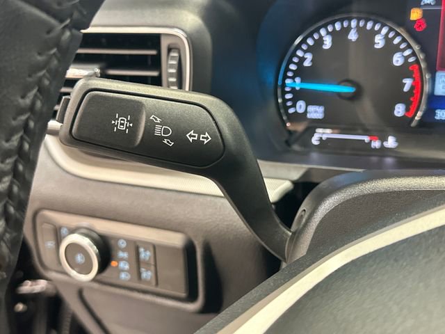 Used 2023 Ford Explorer XLT w/ Equipment Group 202A AWD/4WD image 38