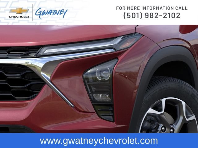 Used 2025 Chevrolet Trax LT FWD image 10