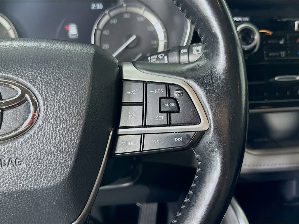 Used 2022 Toyota Highlander Platinum image 23