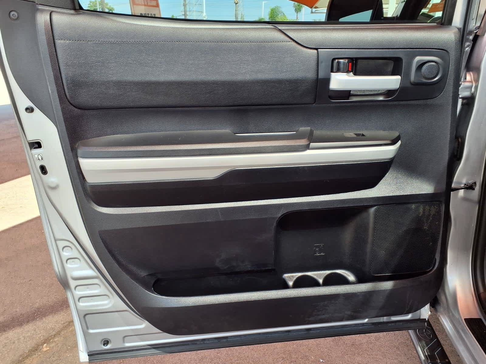 Used 2018 Toyota Tundra SR5 w/ SR5 Upgrade Package RWD image 10
