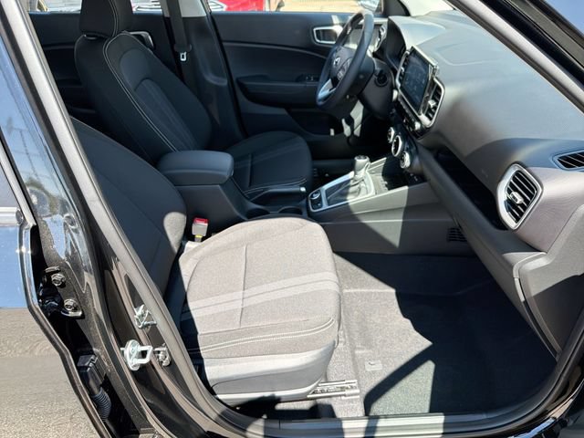 New 2026 Hyundai Venue SEL FWD image 27