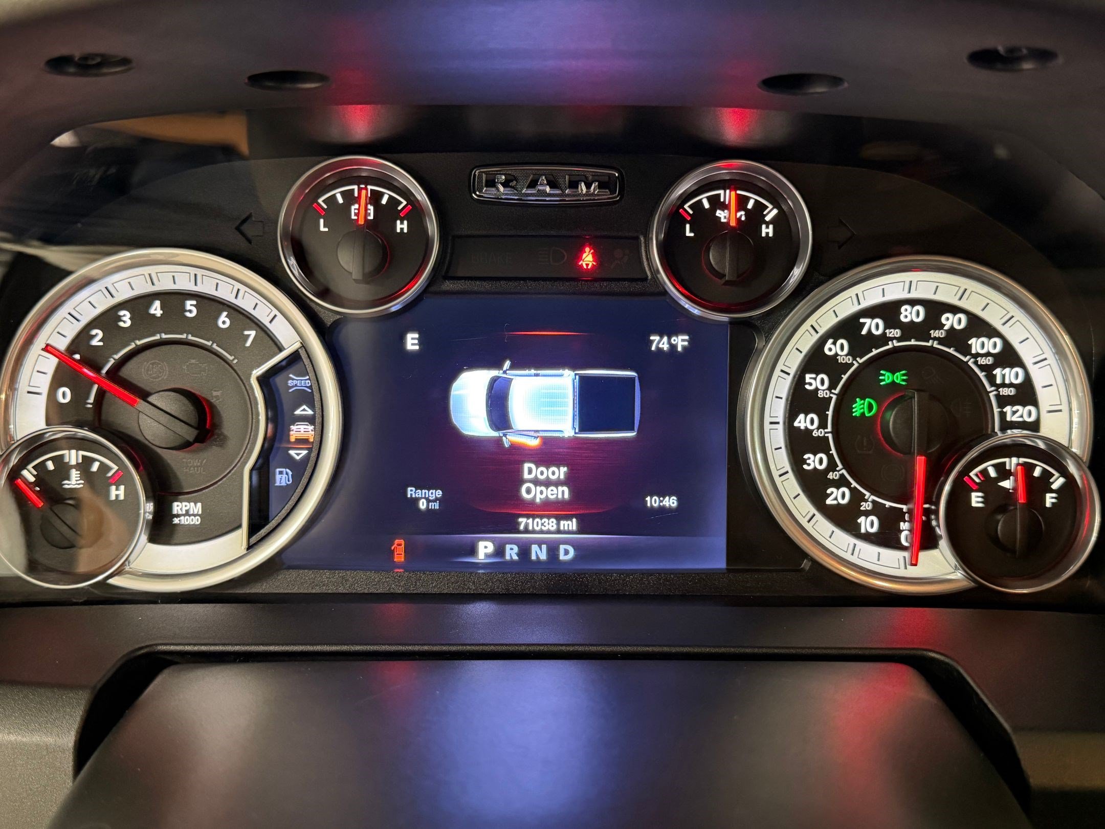 Used 2016 RAM 1500 Big Horn RWD image 21