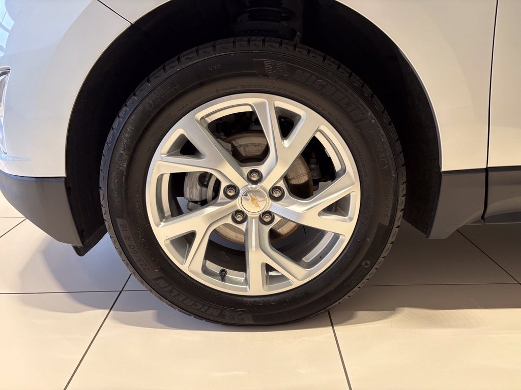 Used 2021 Chevrolet Equinox LT AWD/4WD image 11