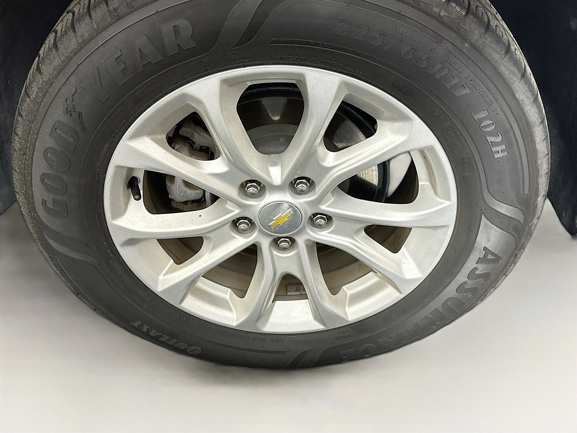 Used 2018 Chevrolet Equinox LT image 11