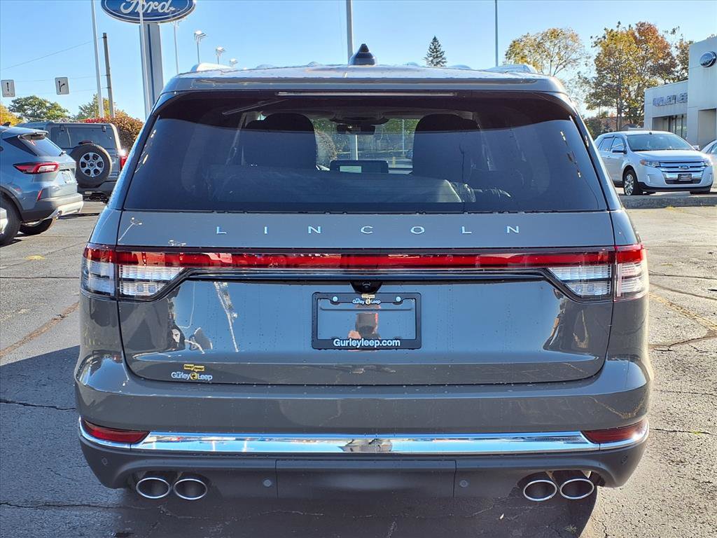 New 2025 Lincoln Aviator Reserve w/ Equipment Group 201A image 11