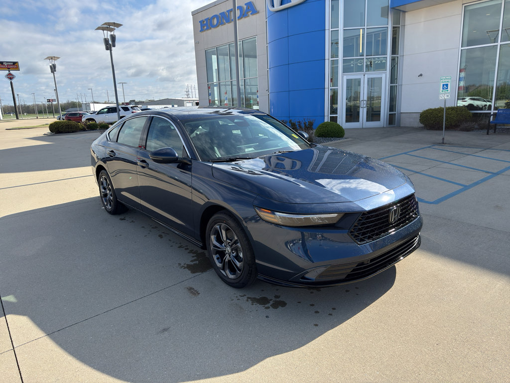 New 2026 Honda Accord EX-L image 3