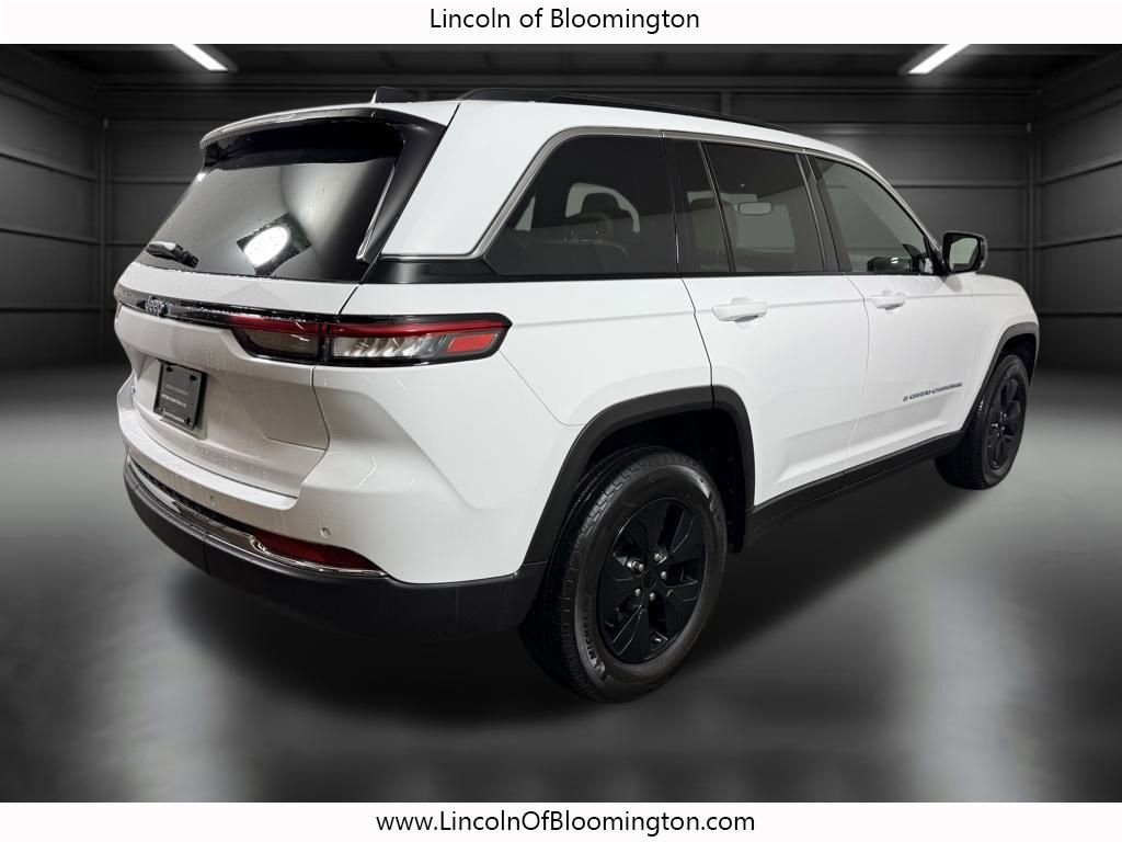 Used 2024 Jeep Grand Cherokee Limited 4xe image 7