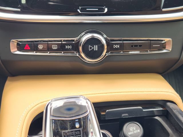 Used 2022 Volvo S90 B6 Inscription AWD/4WD image 20
