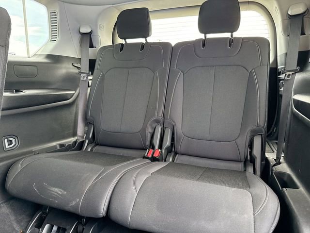 Used 2023 Jeep Grand Cherokee L Laredo AWD/4WD image 16