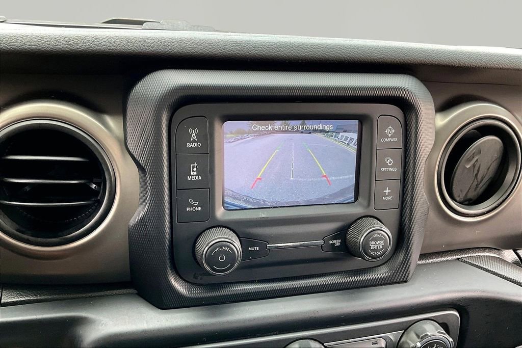 Used 2019 Jeep Wrangler Unlimited Sport AWD/4WD image 11