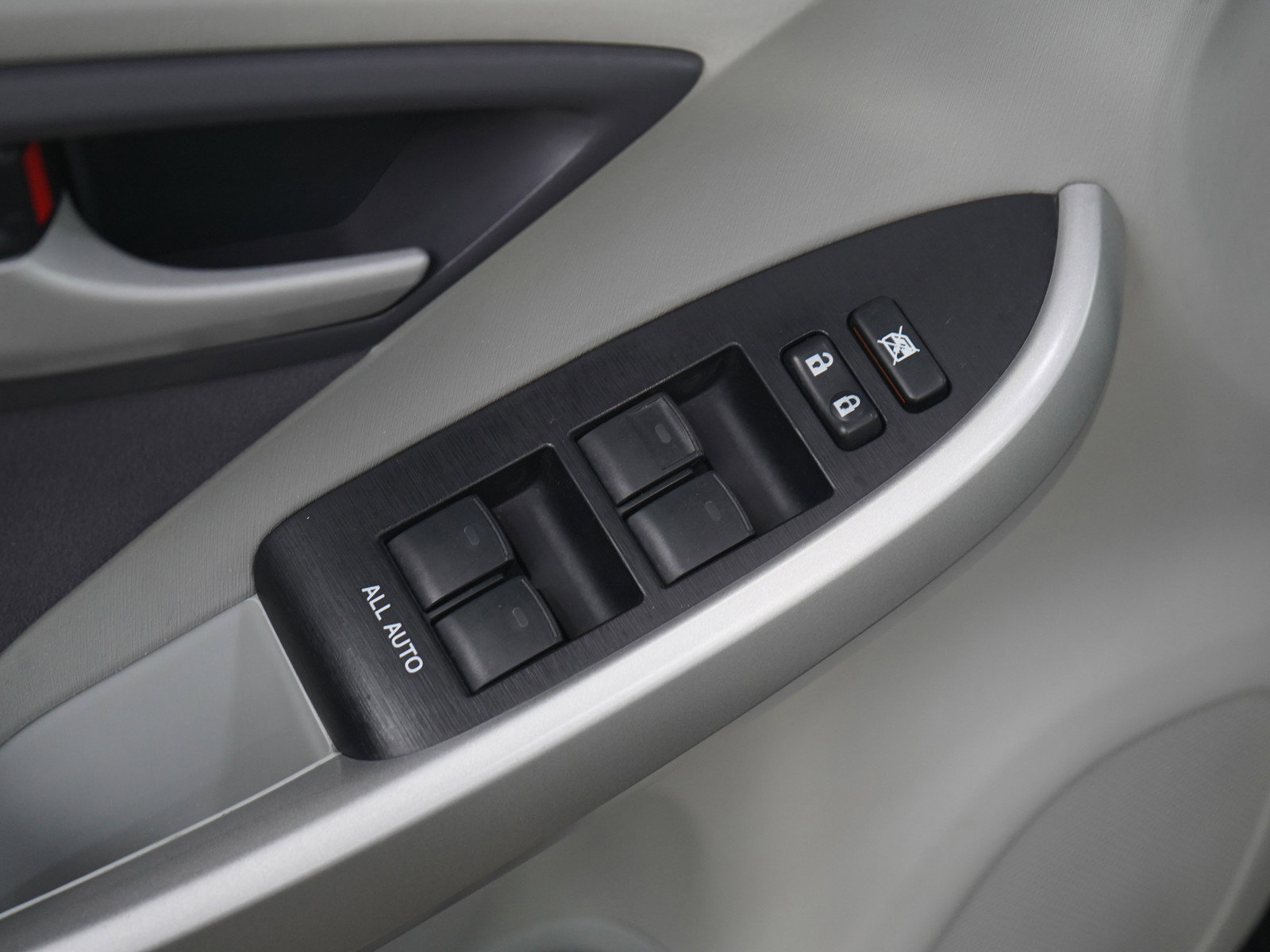 Used 2010 Toyota Prius Two image 19