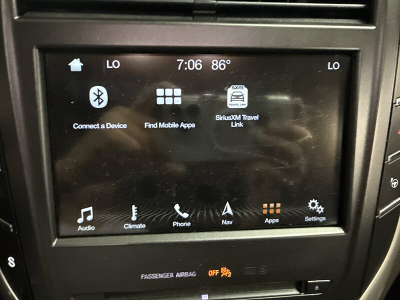 Used 2018 Lincoln MKC Reserve FWD image 35