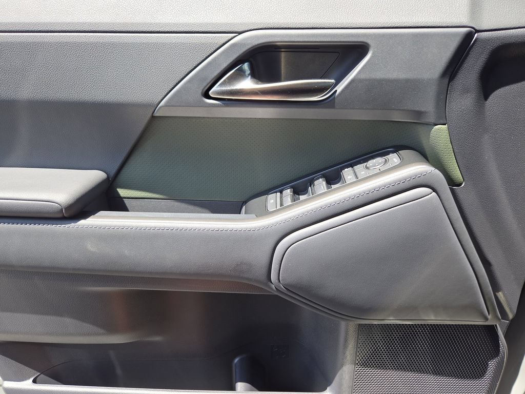 Used 2024 Lexus GX 550 AWD/4WD image 22