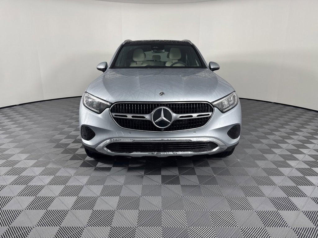 Certified 2025 Mercedes-Benz GLC 300 4MATIC image 8