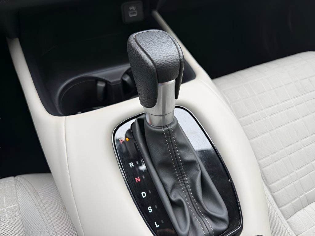Used 2025 Honda HR-V LX image 23