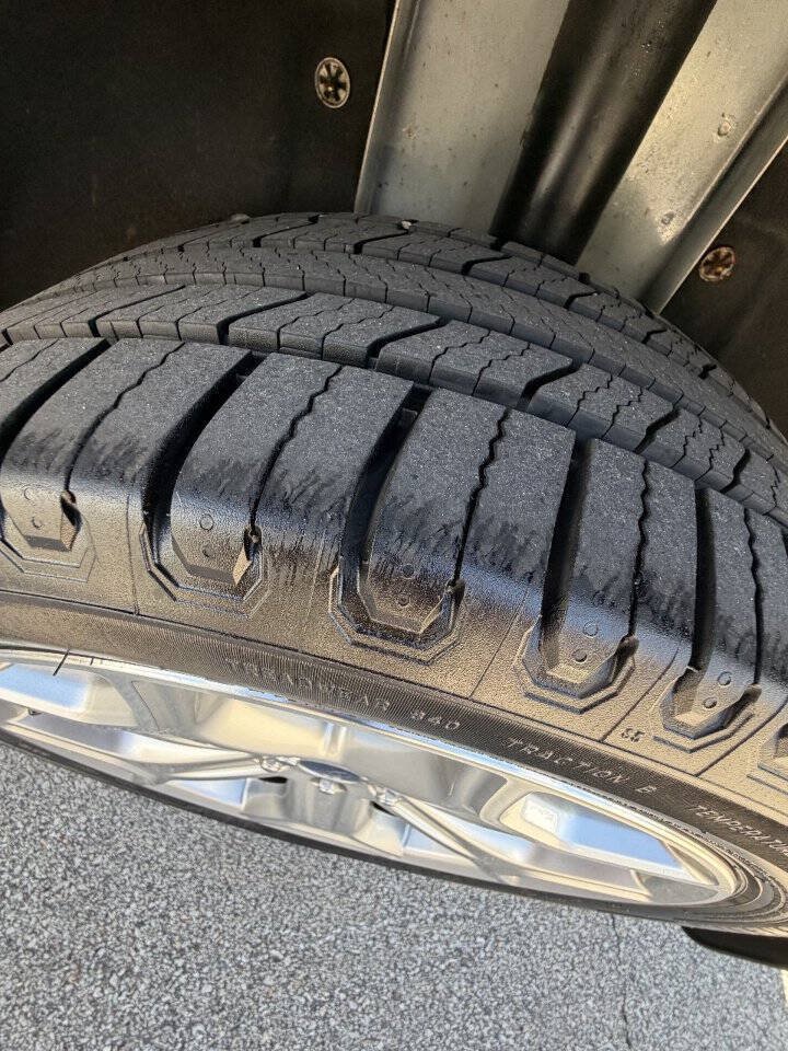 Used 2019 Ford Escape Titanium AWD/4WD image 29