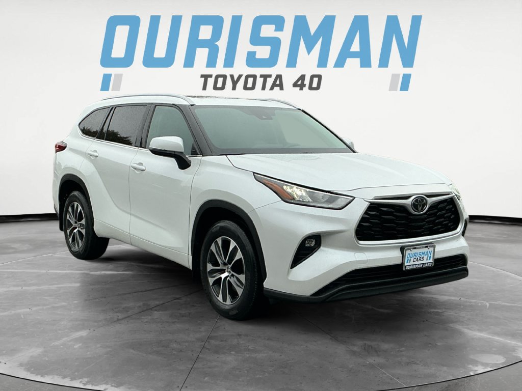 Used 2022 Toyota Highlander XLE