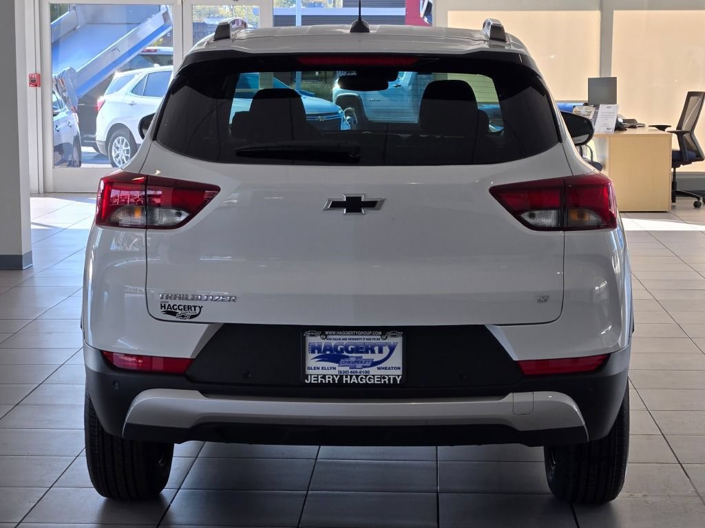 New 2026 Chevrolet TrailBlazer LT w/ Convenience Package FWD image 10