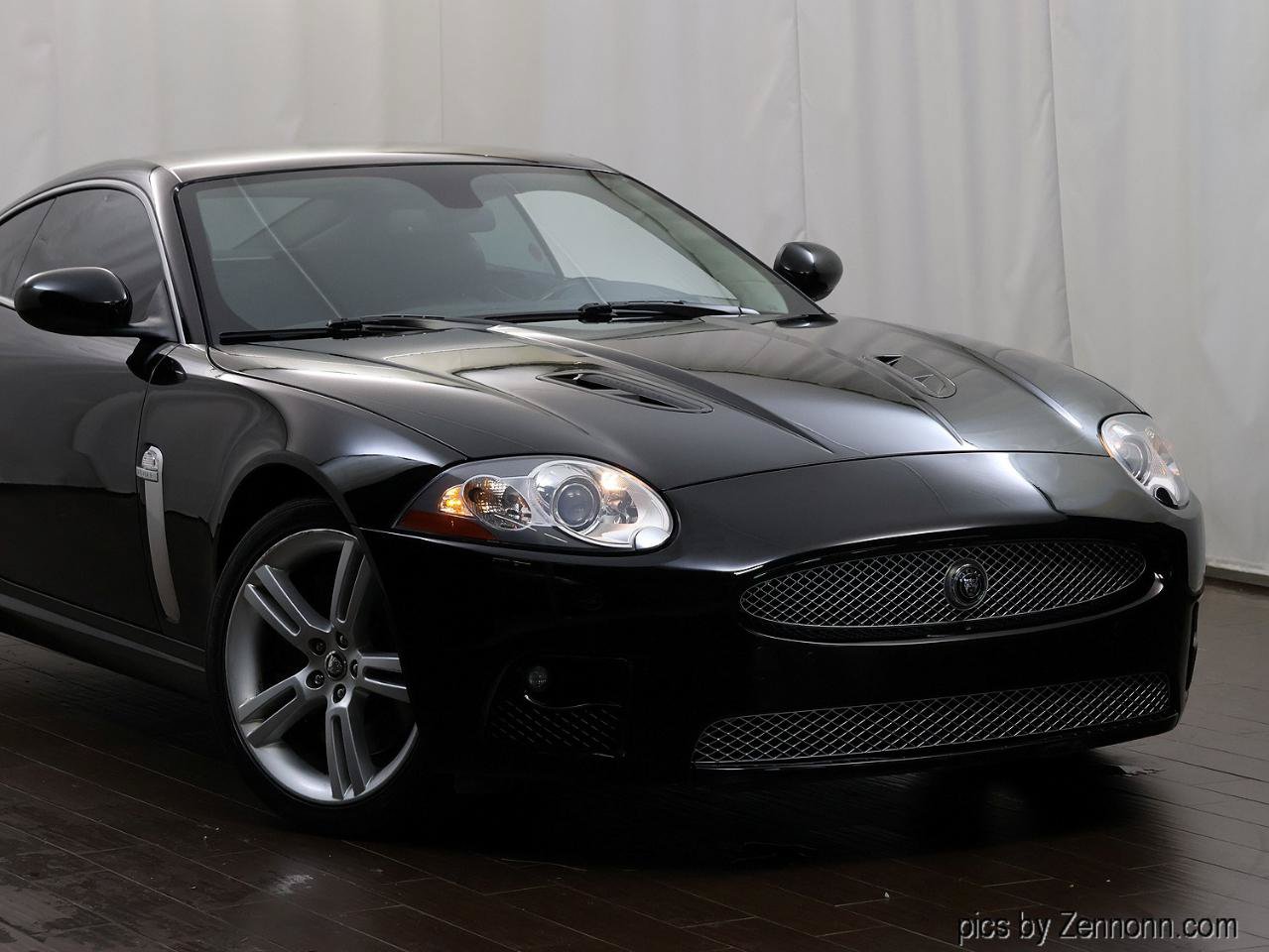 Used 2009 Jaguar XKR R RWD image 2