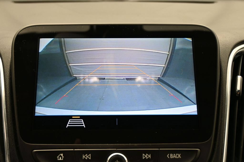 Used 2019 Chevrolet Malibu LT FWD image 23