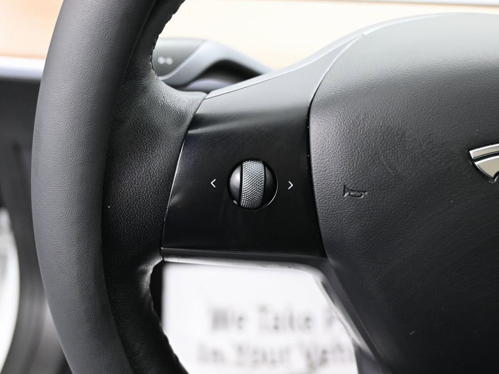 Used 2021 Tesla Model 3 Standard Range Plus image 18