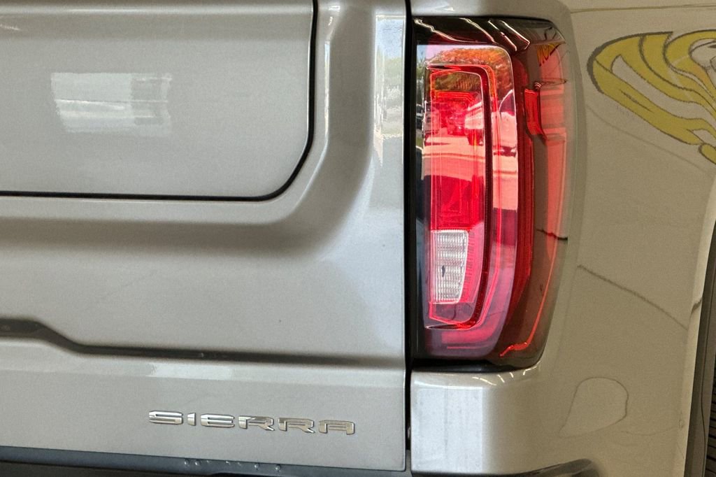 Used 2025 GMC Sierra 1500 Denali AWD/4WD image 25