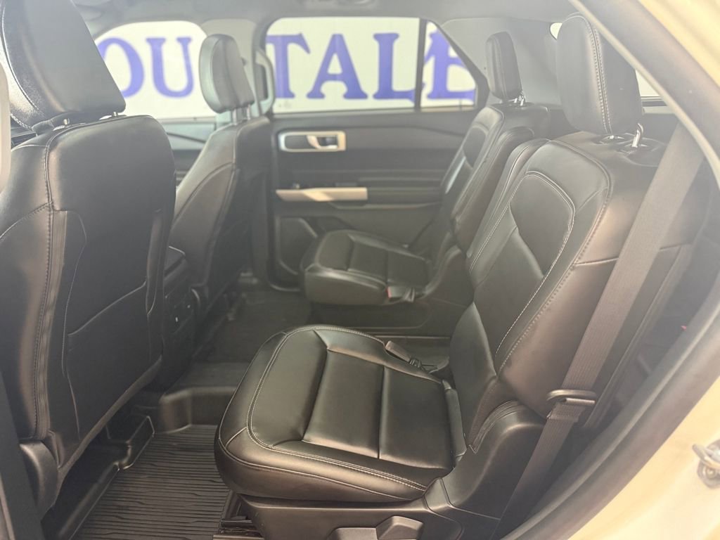 Used 2023 Ford Explorer XLT w/ Equipment Group 202A image 16