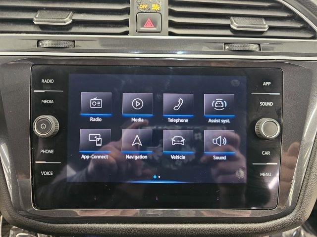Used 2024 Volkswagen Tiguan Wolfsburg Edition AWD/4WD image 16