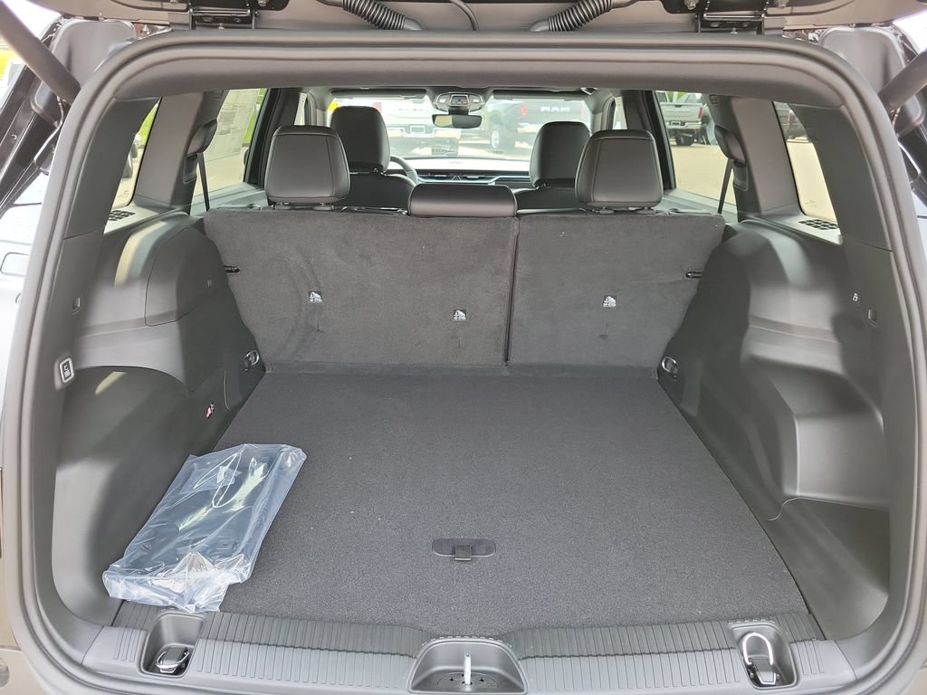 New 2026 Jeep Cherokee Limited AWD/4WD image 8
