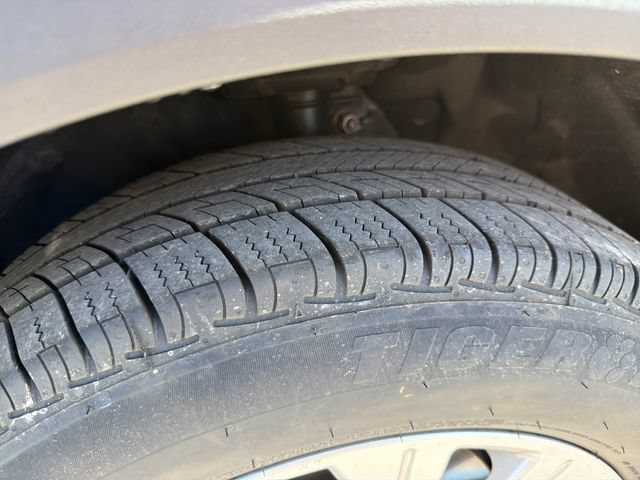 Used 2023 Ford Escape Active w/ Tech Pack #1 AWD/4WD image 12